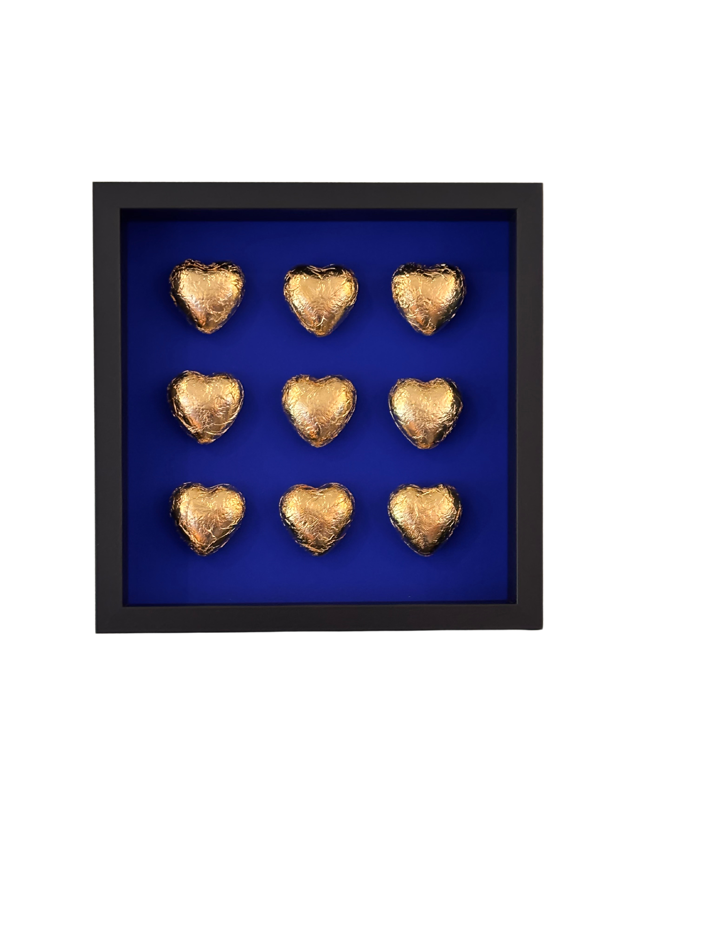 9 Gold Hearts Black